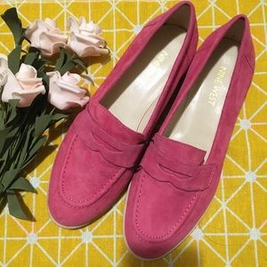 Nine West rose red pink magenta suede loafer flats